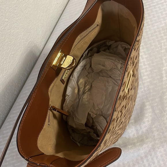 Lauren Ralph Lauren Calf Hair Medium Harlow Bucket Bag - Picture 6 of 8